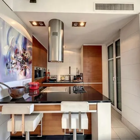 Moderne En Bord De A 60 M² Parking Prive Nizza