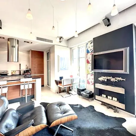 Moderne En Bord De A 60 M² Parking Prive Apartment Nice