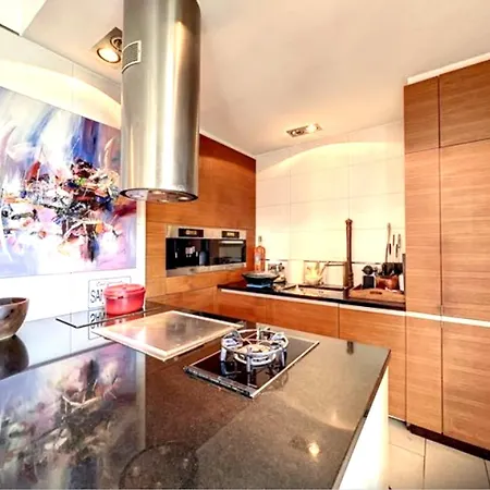 Moderne En Bord De A 60 M² Parking Prive Apartment