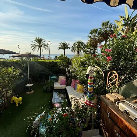 Apartment Moderne En Bord De A 60 M² Parking Prive *